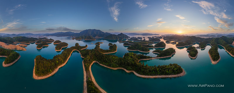 Озеро тысячи островов, Китай