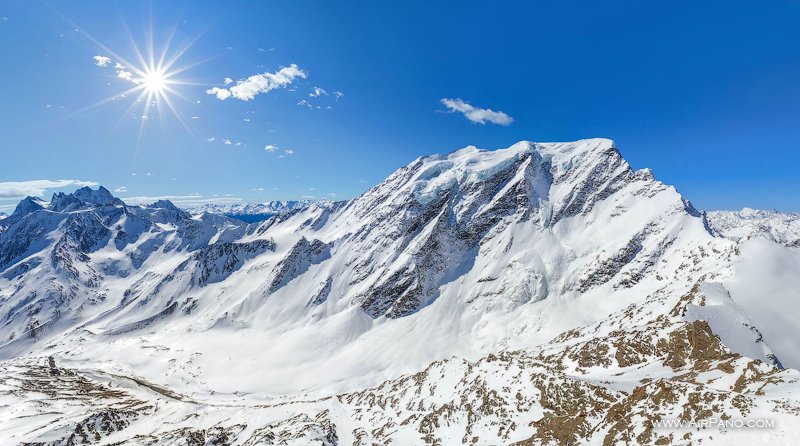 Вершина Донгуз-Орун, высота 4454 метра