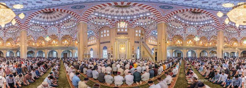 Salat (prayer) in the mosque