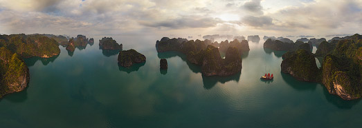 Halong Bay, Vietnam - AirPano.ru • 360 programe de Aerial Panorama 3D • Tururi Virtuale din întreaga lume