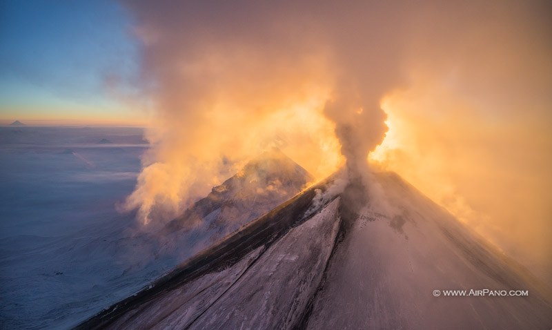 Извержение вулкана Ключевская Сопка