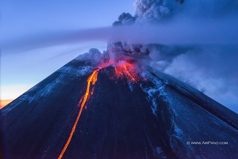 Klyuchevskaya Sopka eruption 