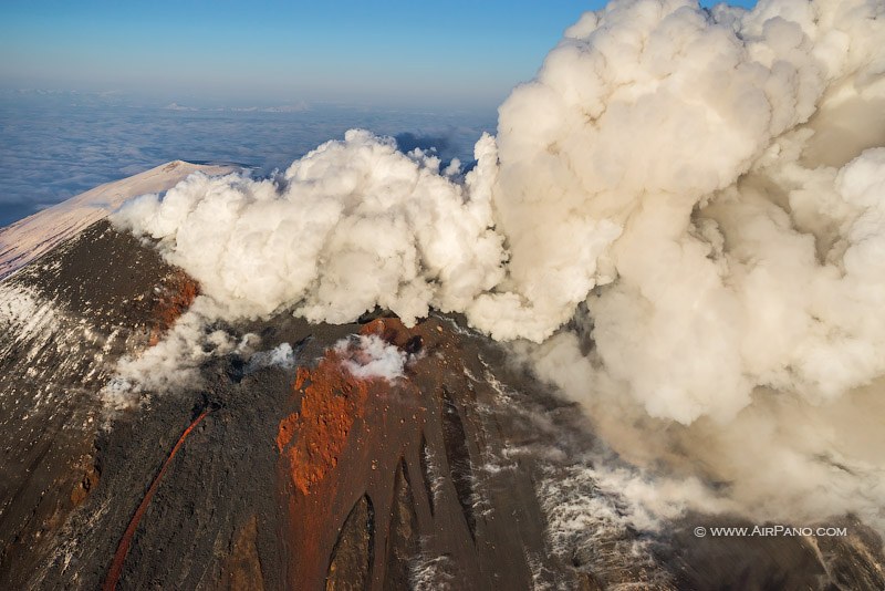 Klyuchevskaya Sopka eruption 