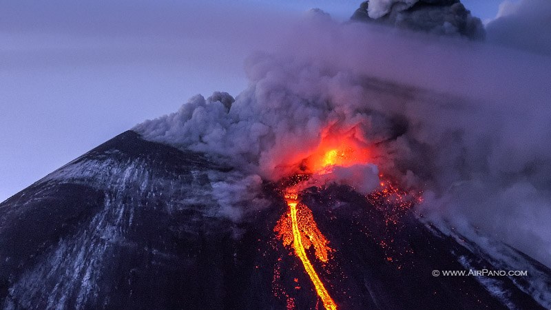 Klyuchevskaya Sopka eruption 