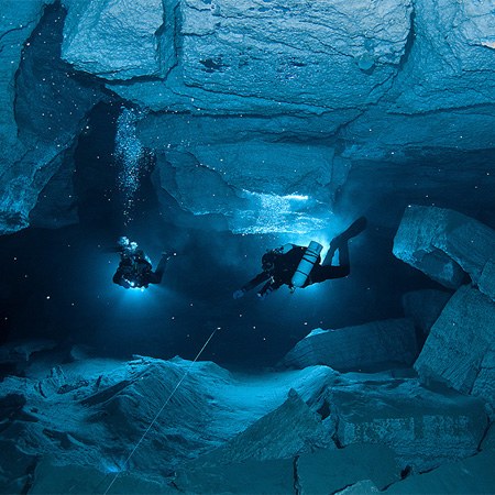 Орда. Первая в мире сфера в подводной  пещере 