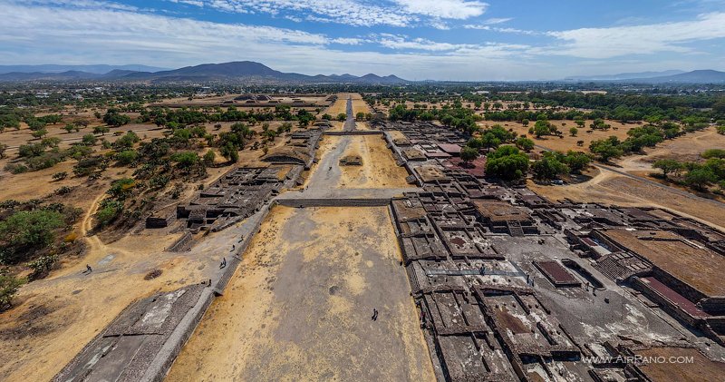 Avenue of the Dead