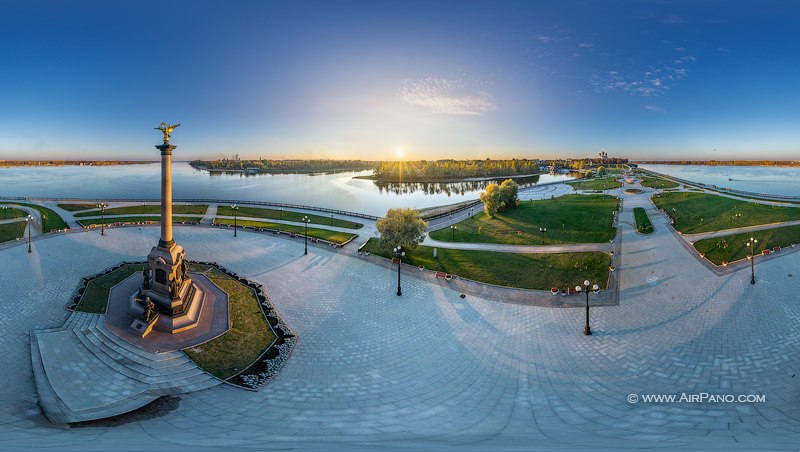 Monument to the 1000th anniversary of Yaroslavl