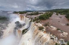 Salta Mbigua (Аргентина) пасмурным днем