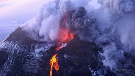 Извержение вулкана Ключевская Сопка
