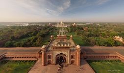 India, Taj Mahal. The Great gate