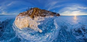 Наплывы льда на мысе Будун, озеро Байкал