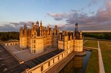 Château de Chambord in the morning lights