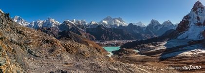 Everest and Gokyo Lakes, view from the Renjo-La