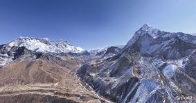 From Nuptse mountain to Ama Dablam mountain