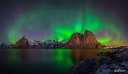 Северное сияние на Лофотенских островах Северное сияние на Лофотенских островах