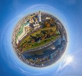 Московский Кремль осенью. Планета Московский Кремль осенью. Планета