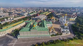 Московский Кремль с Кремлевской набережной Московский Кремль с Кремлевской набережной
