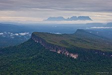 Venezuela, surroundings Angel Falls, tepui