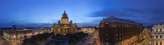 Saint Isaac's Cathedral in the evening