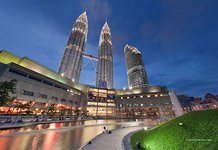 Petronas Towers. Simfony Lake