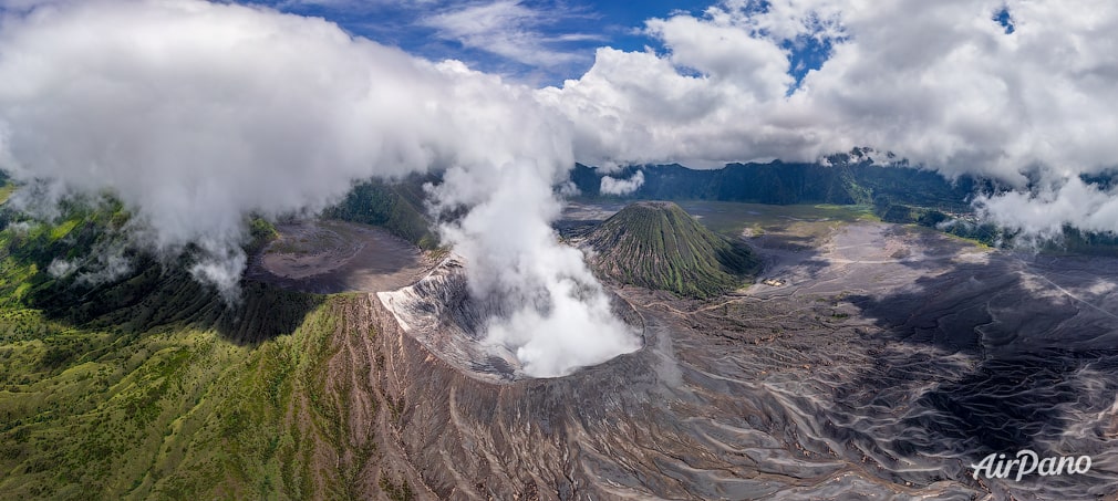 Bromo volcano