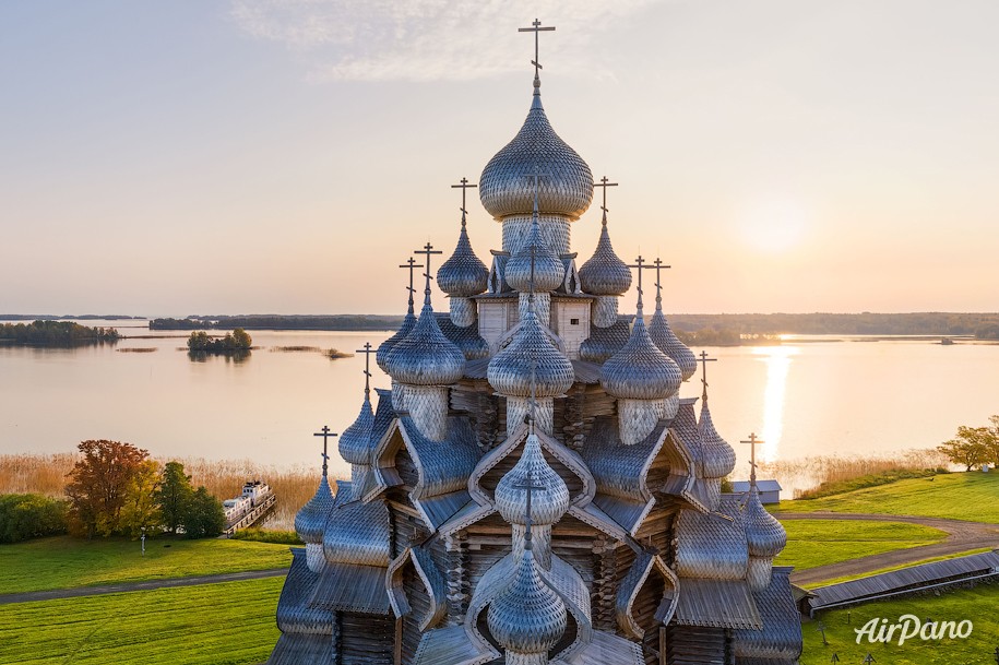 Музей-заповедник «Кижи», Карелия, Россия