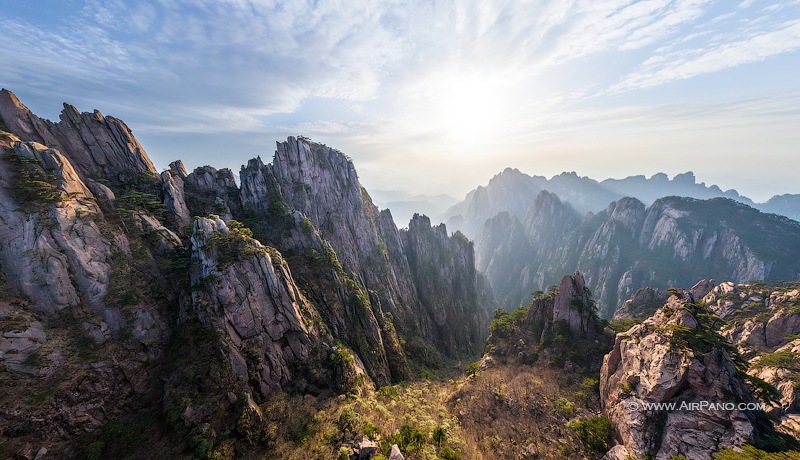 Горы Хуаншань, Китай