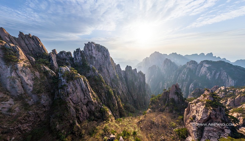 Горы Хуаншань, Китай