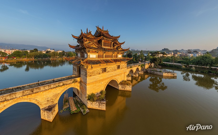 Мост Семнадцати Арок (Shuanglong) в Цзяньшуй