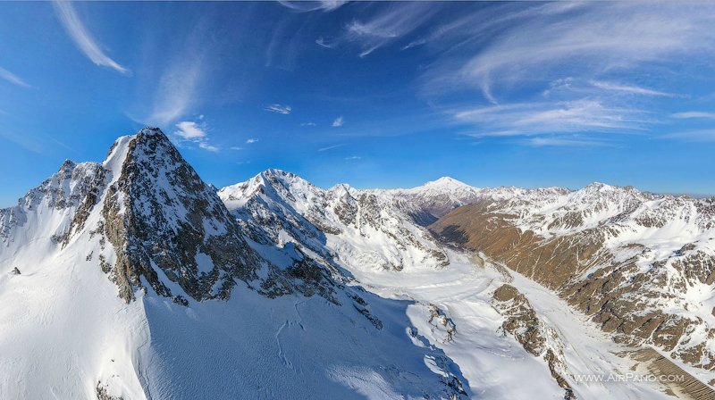 Гора Джан-Туган, высота 4012 метров