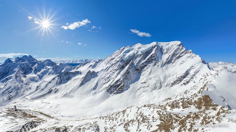 Donguzorun mount, height is 4454 meters