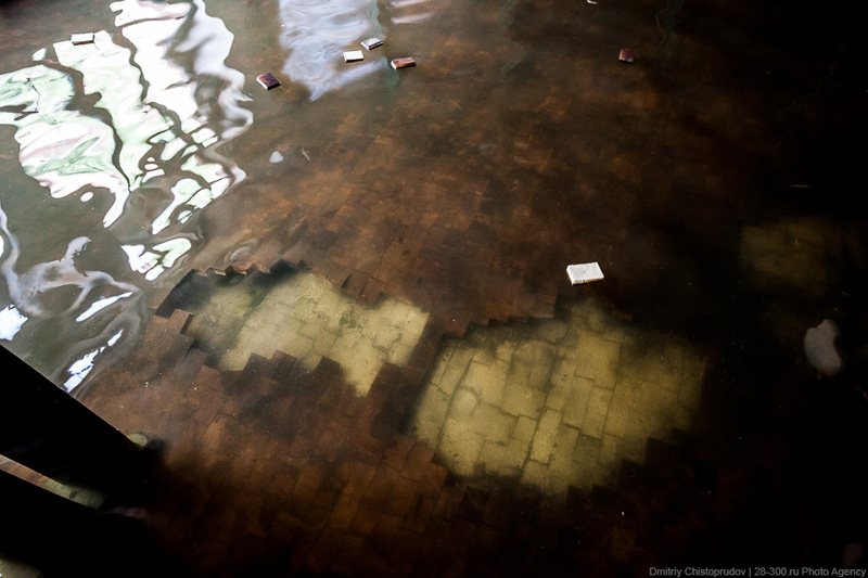 Pieces of parquet in the flooded restaurant