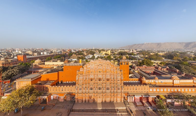 Hawa Mahal (Palace of Winds)