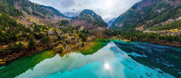 Resultado de imagem para jiuzhaigou national park