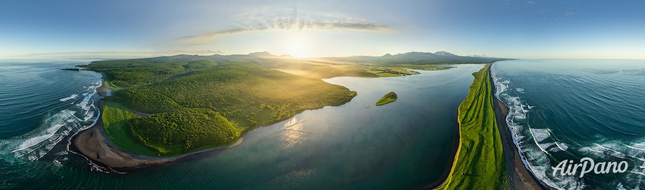 Восточное побережье Камчатского полуострова. Берингово море