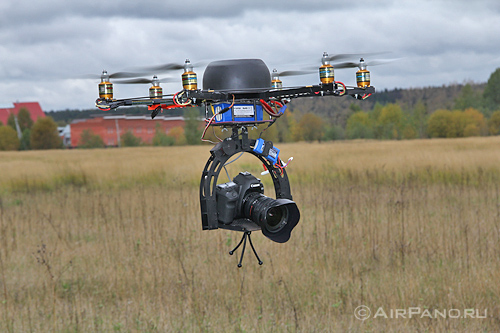 Радиоуправляемый вертолет || AirPano.ru