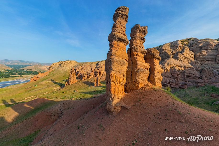 Stone pillars at sunset, Kara-Suu valley