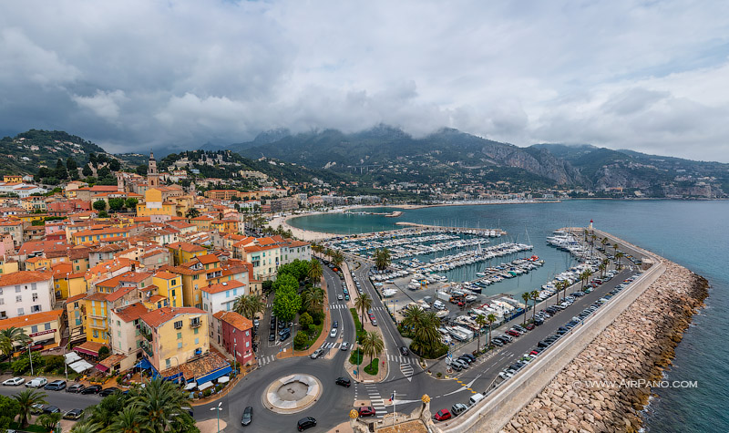 Cote d'Azur. Menton