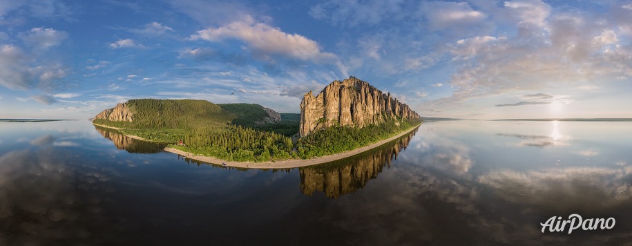 Panoramic view of Lena Pillars national park