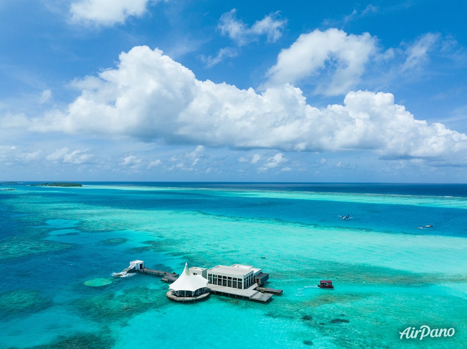Голубая вода Мальдив