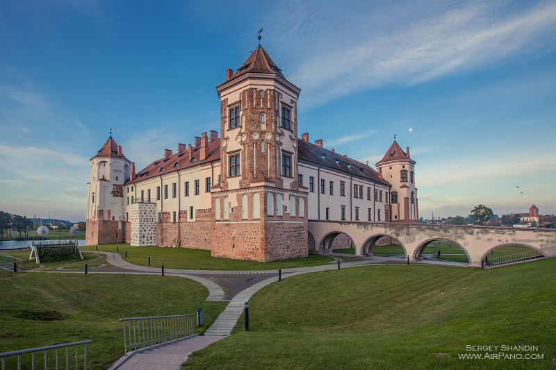 Мирский замок, Беларусь