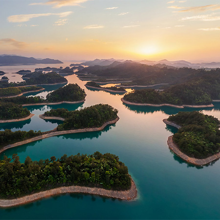 Thousand Island Lake, China