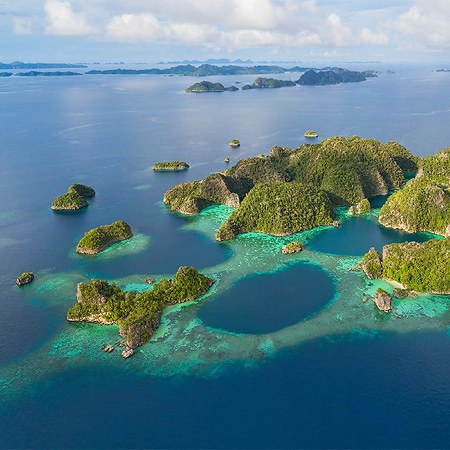 Trip to Raja Ampat archipelago, Indonesia