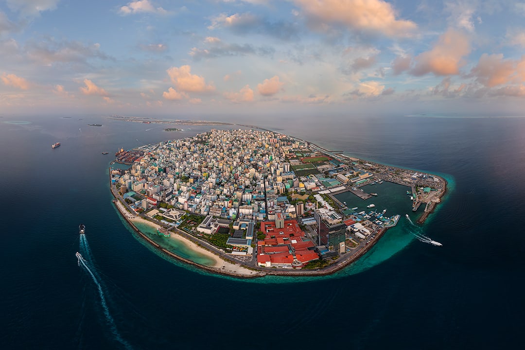 Мале, Мальдивы. Релакс пролет над городом