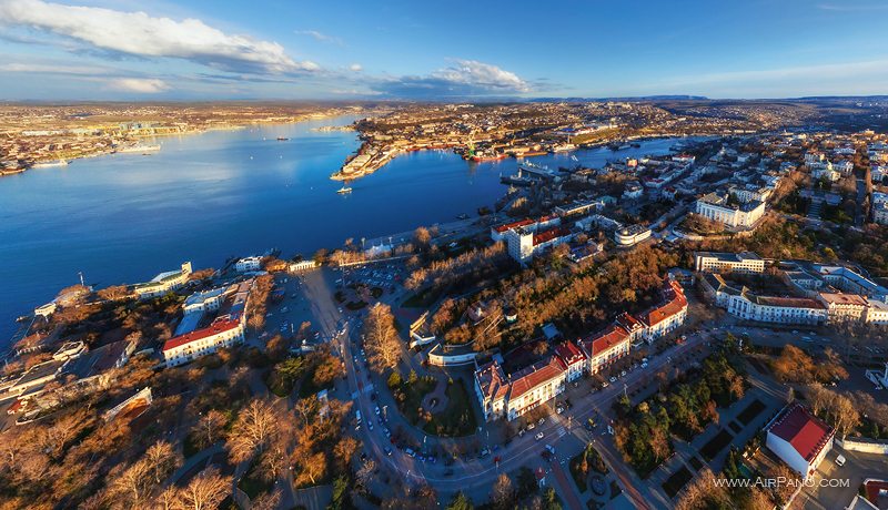 Артиллерийская бухта, проспект Нахимова