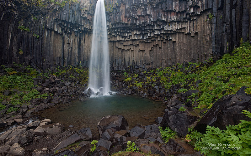 Черный водопад (Svartifoss), Исландия