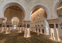 Внутри мечети шейха Зайда №1