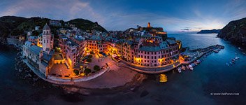 Vernazza at night #2