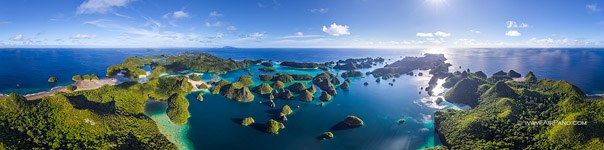 Панорама острова Ваяг, Раджа-Ампат, ультра высокое разрешение (30558x7592 px)