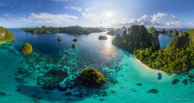 Острова Ваяг, архипелаг Раджа-Ампат, Индонезия, #1